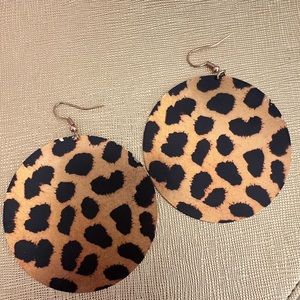 Circled cheetah earrings